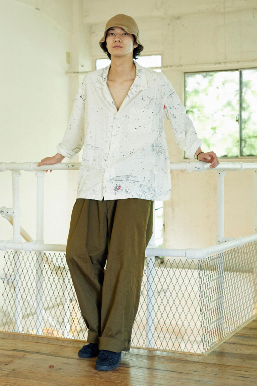 清原翔はクリーンな白シャツを主役にヨウジヤマモトのパンツで男