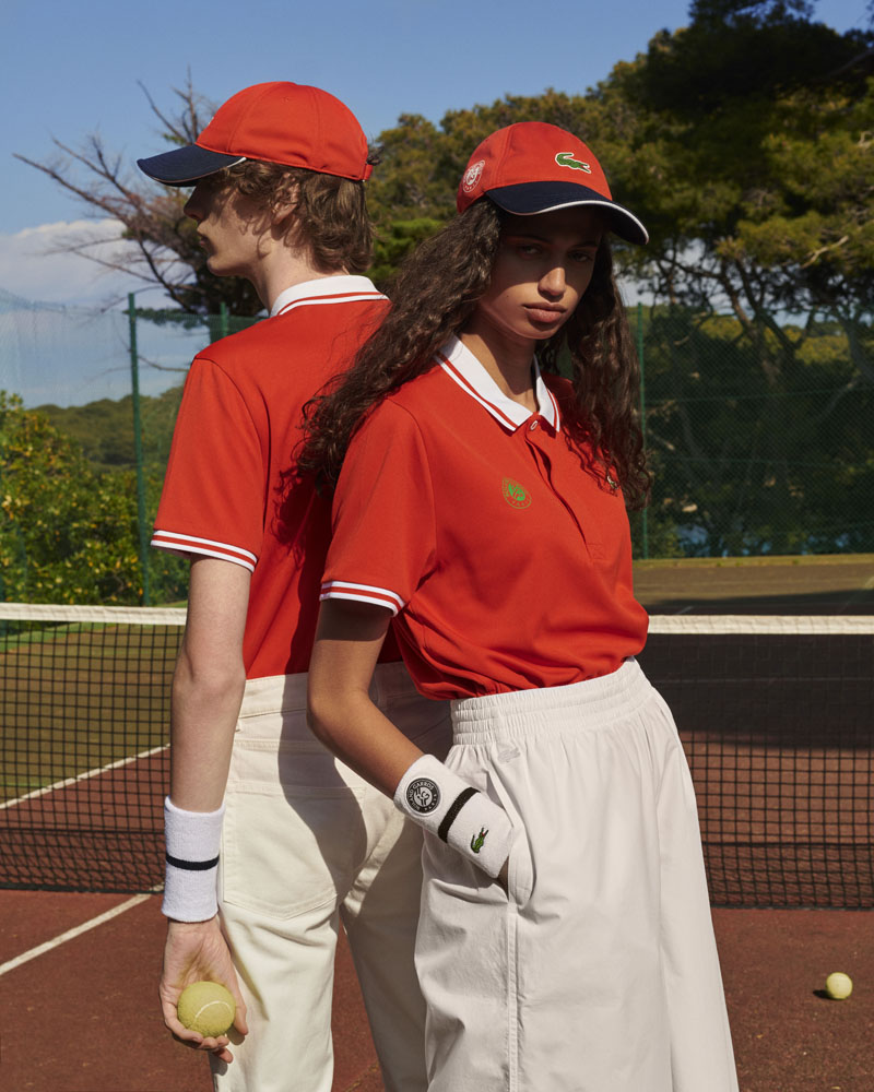 テニスウェアをデイリーにアップデート。「ラコステ」の新作ポロシャツ