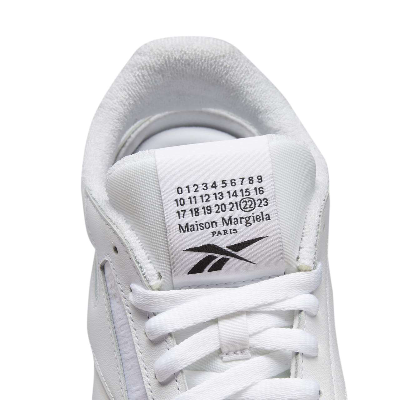 メゾン マルジェラ×リーボック Maison Margiela x Reebok クラシックレザー・タビ・デコルティケ・ロー Classic Leather Tabi Décortiqué Low （ホワイトレザー）5