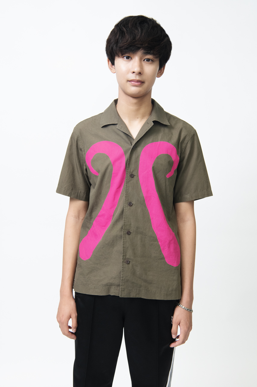 メンズノンノモデルオーディション2023　ファイナリストの松井大奈さん　私服のシャツ