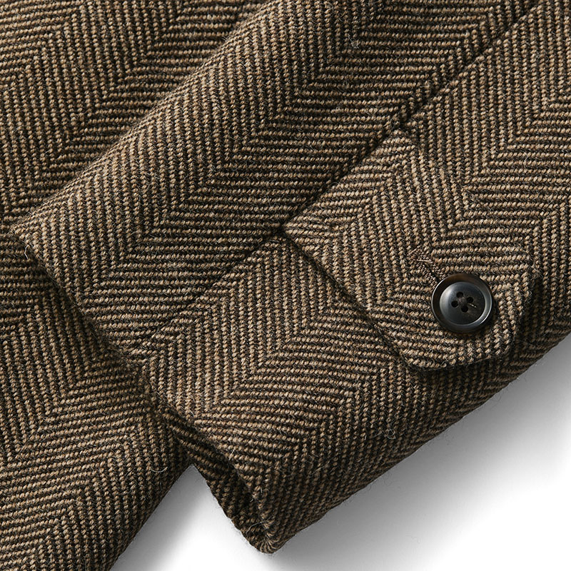 麻布テーラー（Azabu Tailor）のオーダーラグランスリーブコートの袖口