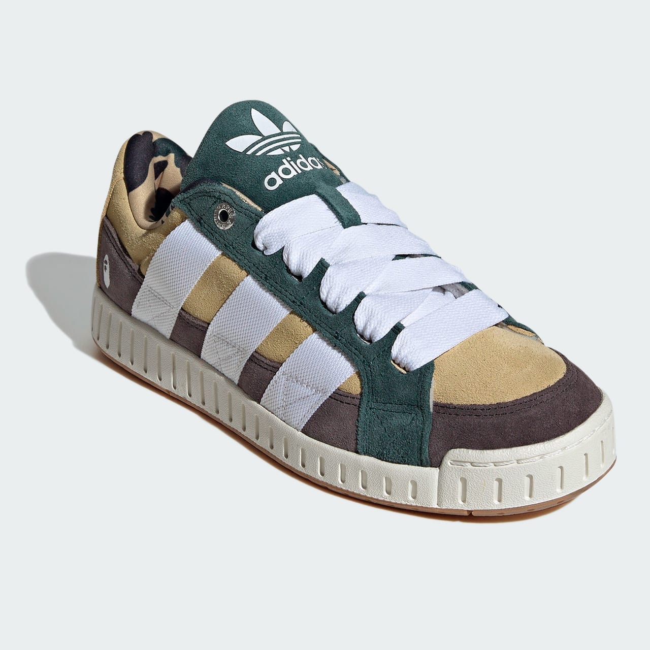 adidas Originals A BATHING APE® コラボ アディダス　ベイプ　コラボ　スニーカー　側面　２