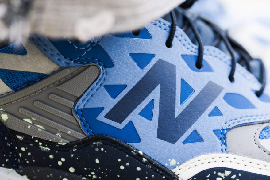 New Balance「MT580 "GORE-TEX" "MARQUEE PLAYER x mita sneakers"」のNロゴ