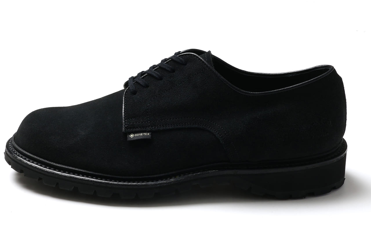 リーガル シュー&カンパニー 黒い　ゴアテックスプレーントゥの革靴　スウェード サイド