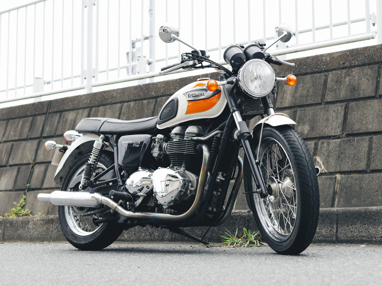 TRIUMPH BONNEVILLE T100／トライアンフ ボンネビル T100