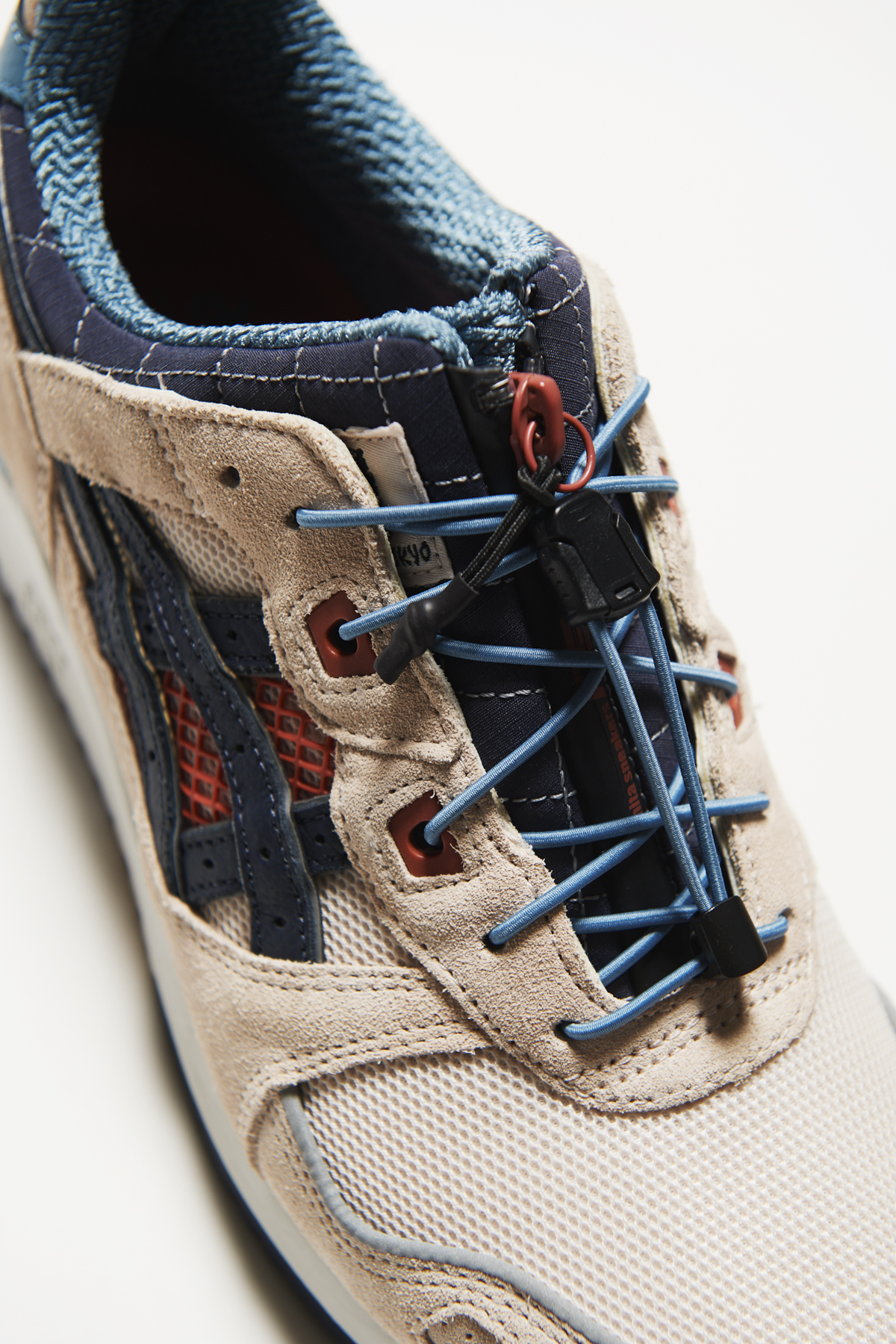 mita sneakersの草ヶ谷 駿さん　ASICS SportStyle　KEEN　スニーカー　サンダル　ASICS SportStyle GEL-LYTE III OG “TAITO” "KEBOZ x mita sneakers"　アッパー