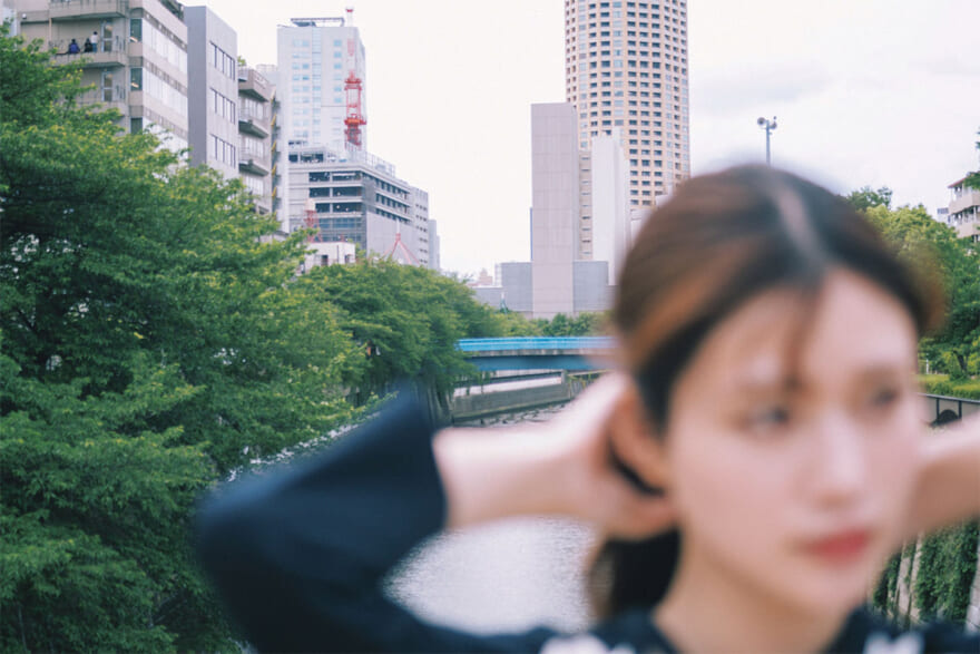 生見愛瑠さん　「今いちばん会いたい彼女と」