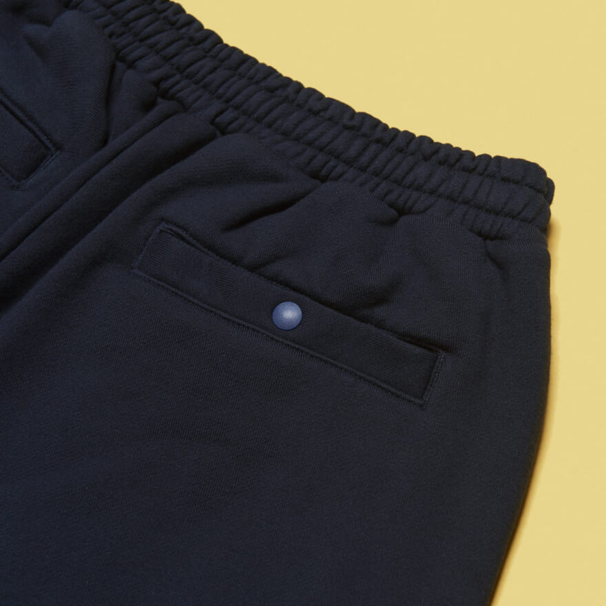 UNIVERSAL PRODUCTS. JUMBERCA SWEAT SHORTSのディテール