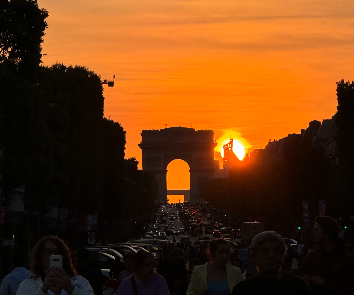 パリ　フランス　2024　夏　凱旋門　8区