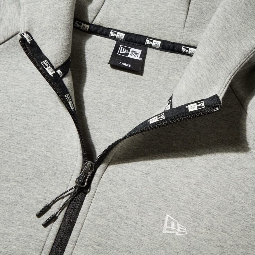 ニューエラ　パーカ　Sleeve Logo Tech Sweat Full-Zip Hoodie　ディテール