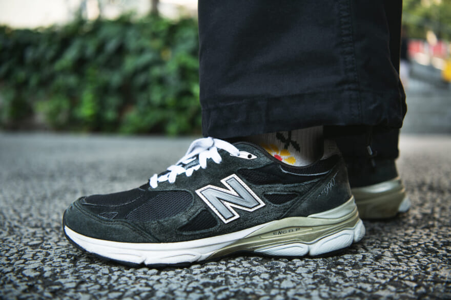 New Balance 「990V3」  グレー　ブラック　石塚千皓さん／会社員　ニューバランス　側面