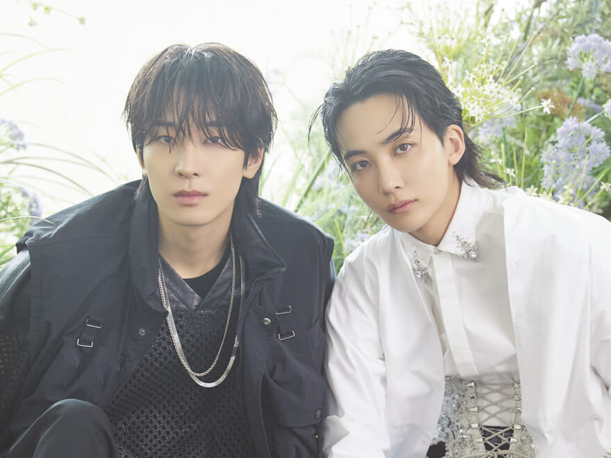 【STYLE２ : Grace or Wild】SEVENTEENのJEONGHANとWONWOO、真夏のファッションストーリー～WEB限定スペシャルエディション