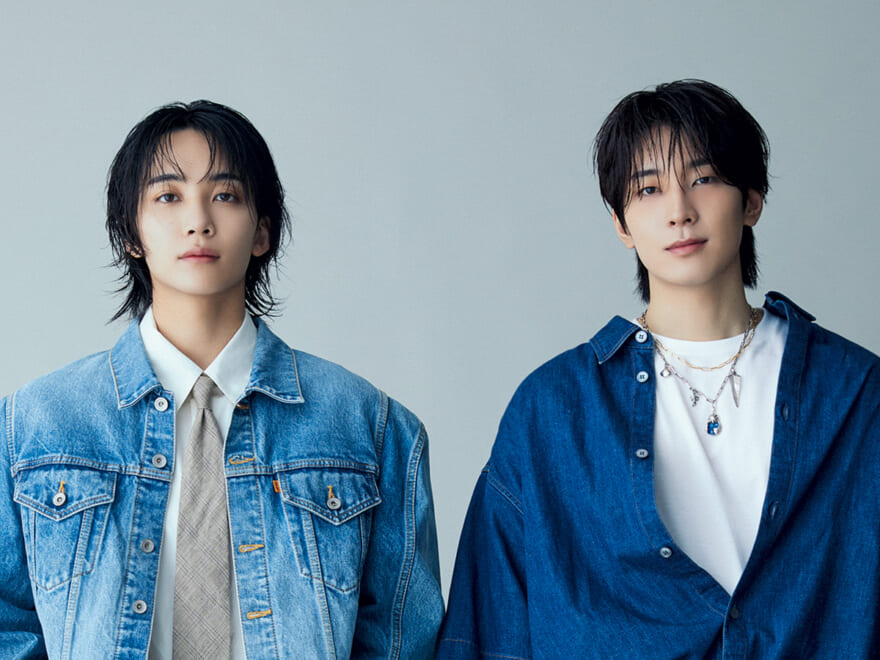 【STYLE３ : Playful Denim ＋インタビュー】SEVENTEENのJEONGHANとWONWOO、真夏のファッションストーリー～WEB限定スペシャルエディション