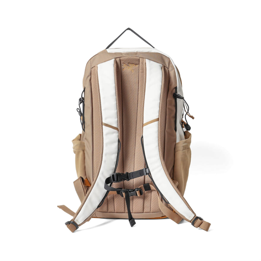 『アークテリクス × ビームス プロジェクト』第4弾 「NAGOMI」Mantis 26L Backpack　紐