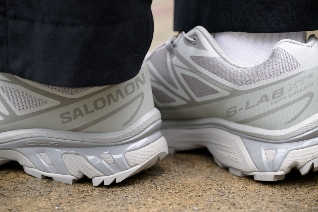 　SALOMONのXT-6　ヒールロゴ