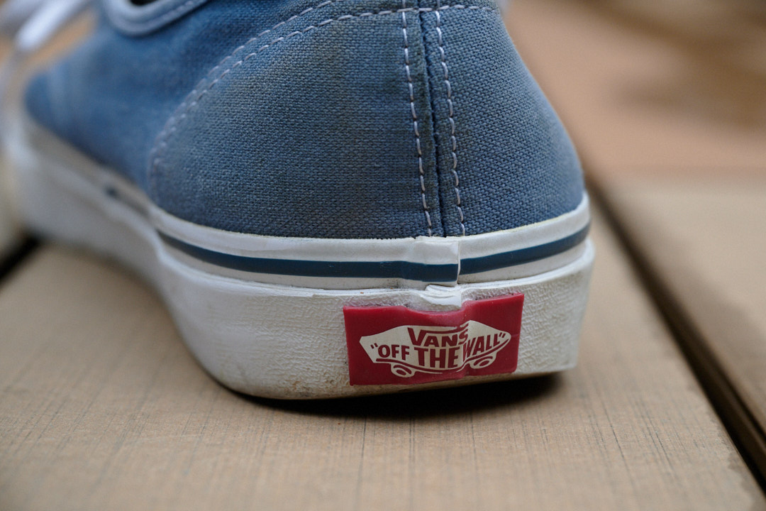 VANS のAUTHENTIC　ヒールロゴ