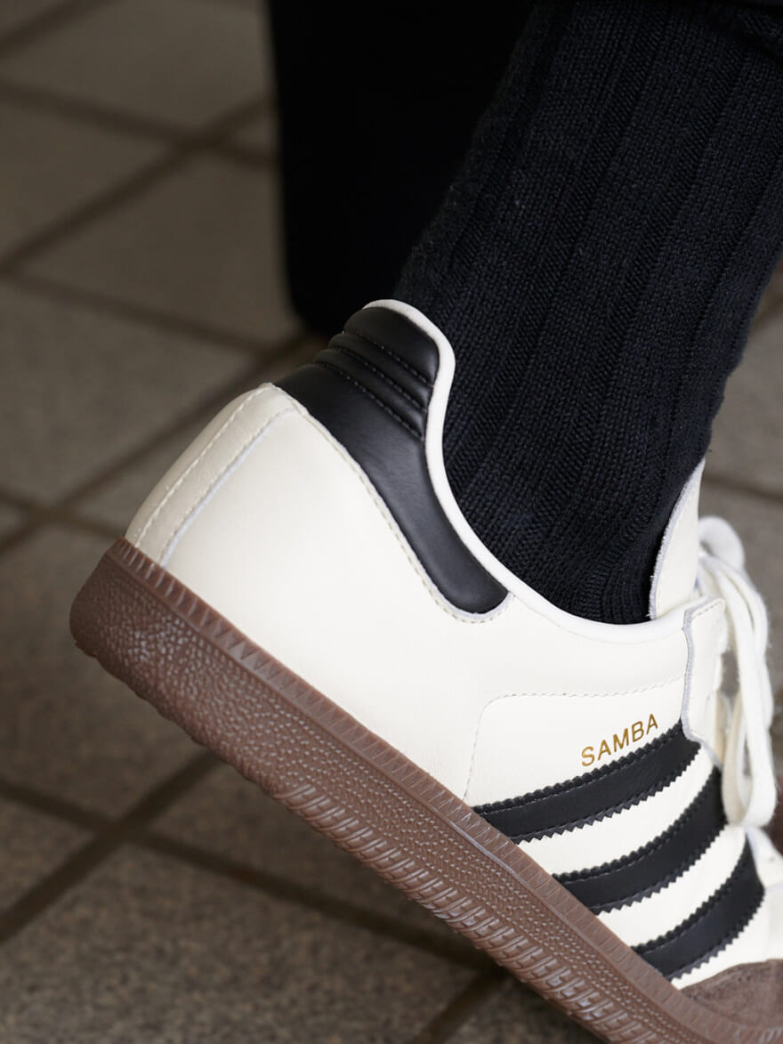 adidas Originals「SAMBA OG」BEAUTY&YOUTH別注のヒールカウンター