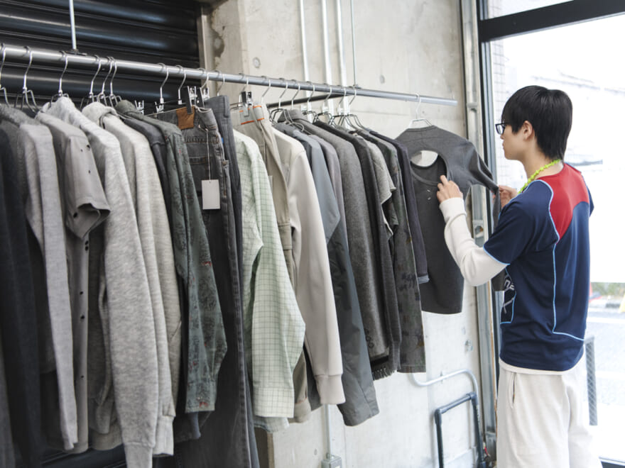 古着屋カッコ　スタイリスト後藤さん　ラック