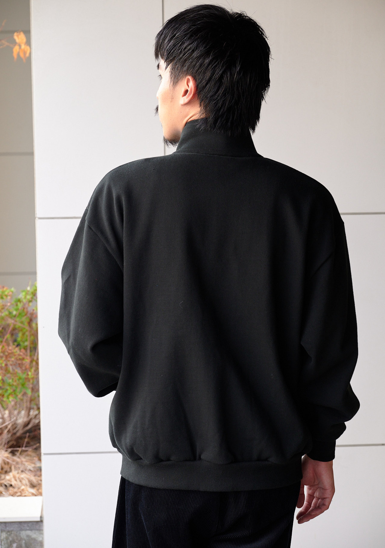 『別注』FARAH×UR　Potting LOGO FullZip Sweat　背面