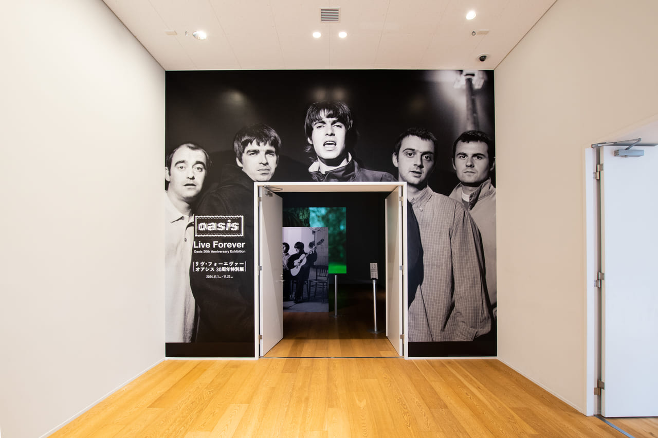 リヴ・フォーエヴァー: Oasis 30 周年特別展 2