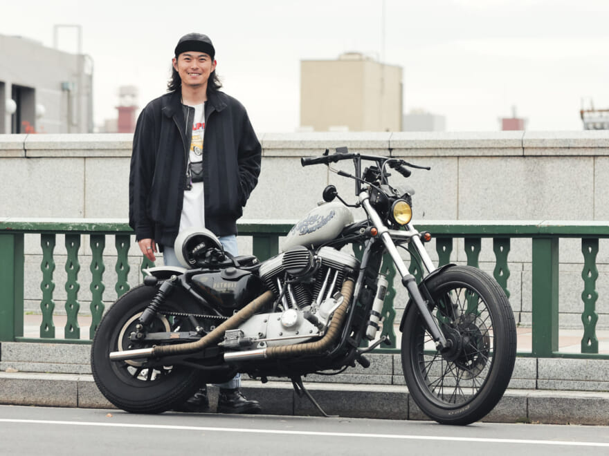 「ハーレーダビッドソン スポーツスター XL1200C」は、幼少期の憧れと繋がる唯一無二の相棒！【俺たちの“ノリモノ”語り！／Vol.37・HARLEY-DAVIDSON SPORTSTER XL1200C ①】