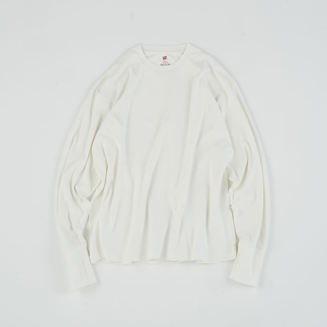 Hanes for BIOTOPの「EX Comfort Crew Neck Pullover with Thumbhole」