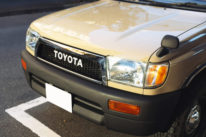 TOYOTA HILUX SURF／トヨタ ハイラックスサーフ