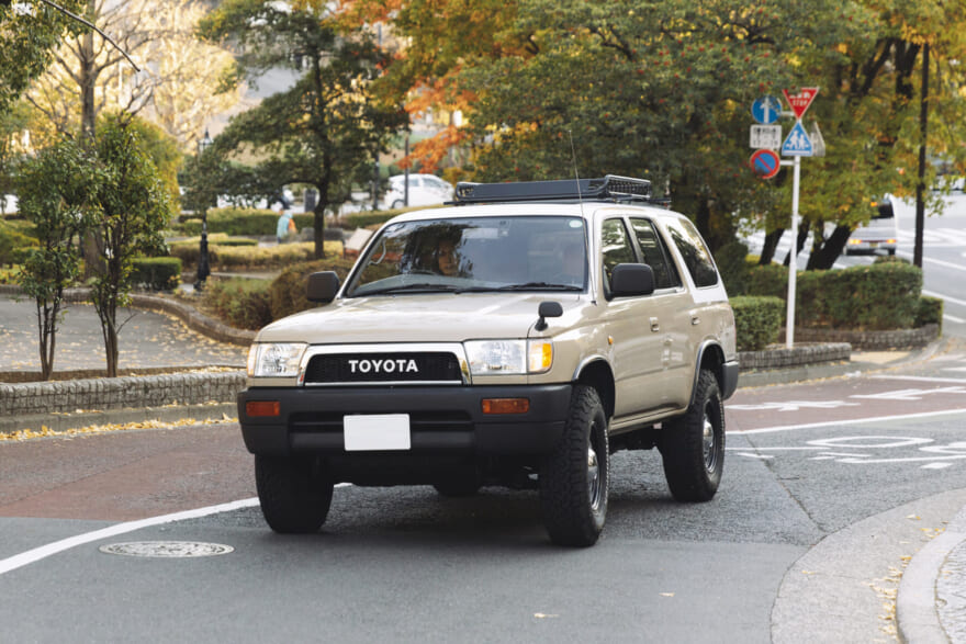 TOYOTA HILUX SURF／トヨタ ハイラックスサーフ