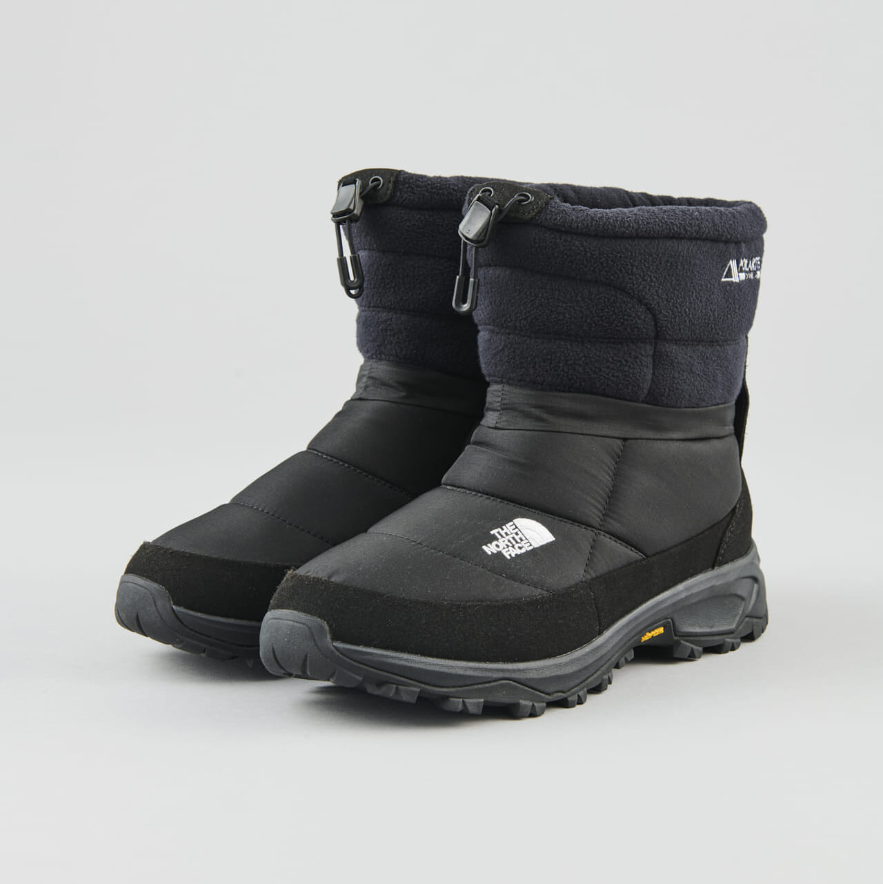 ザ・ノース・フェイスのあったか黒ブーツ detachable nuptse bootie porlartec