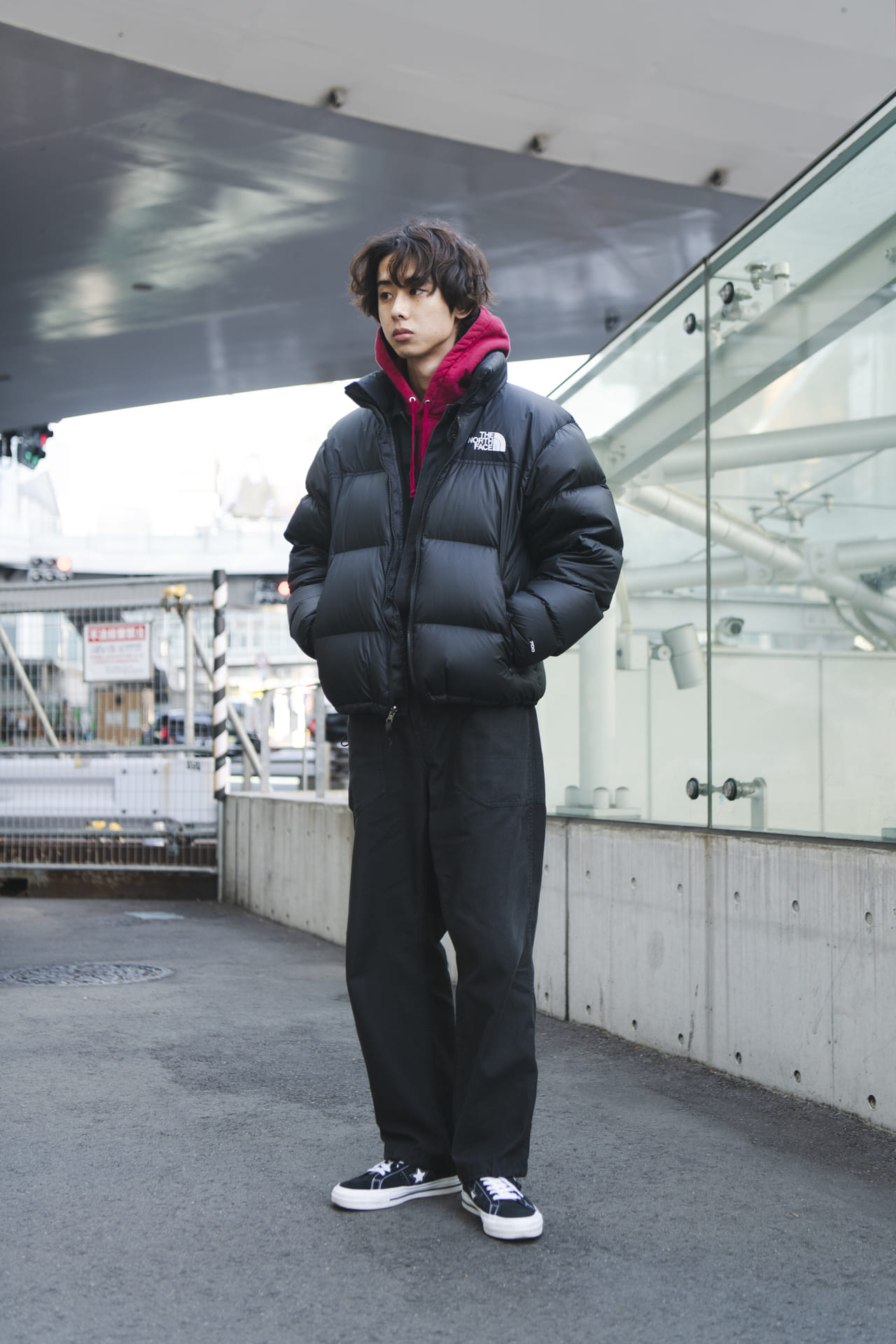 Supreme AKIRA 「パッチ フーデッド スウェット」の着こなし