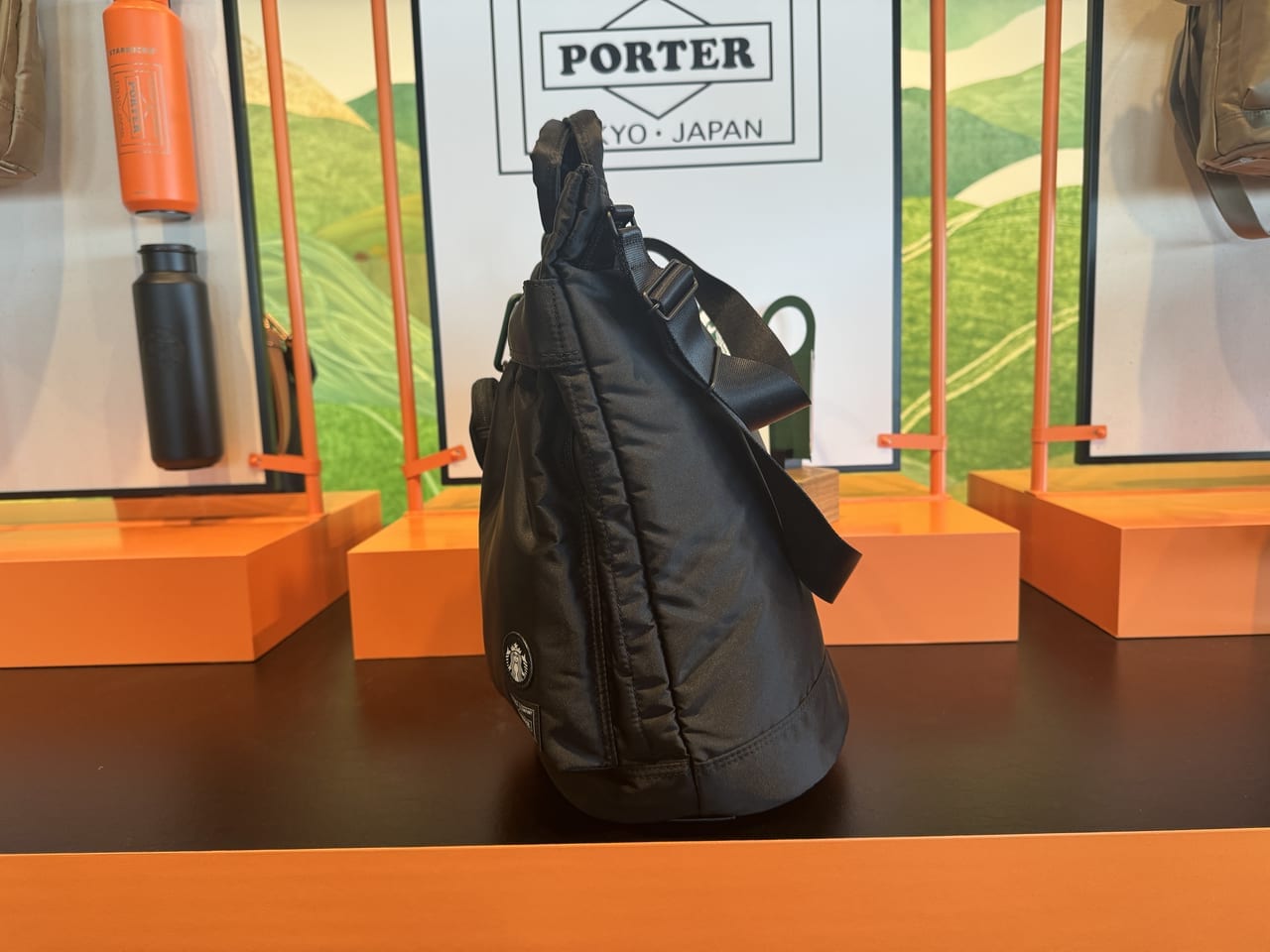 PORTER コーヒービーンシェイプ ヘルメットバッグ　ボトル入れる前