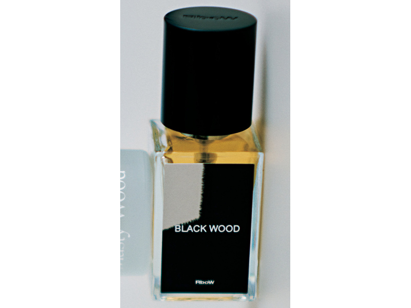 RboWの「BLACK WOOD」