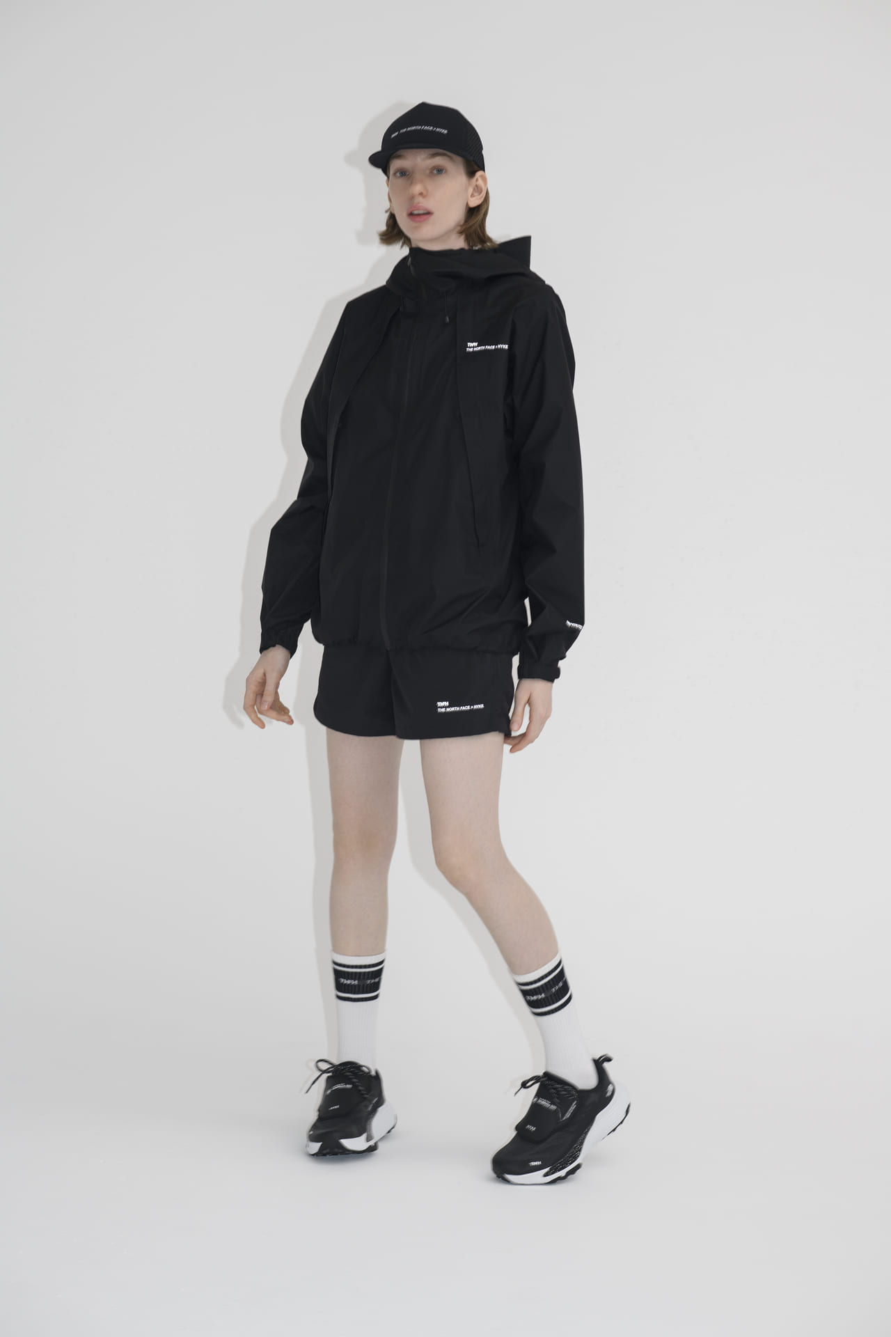 THE NORTH FACE(ザ・ノース・フェイス)　HYKE(ハイク)　"TNFH THE NORTH FACE × HYKE " SS 2025 COLLECTION 　新作　ルック９