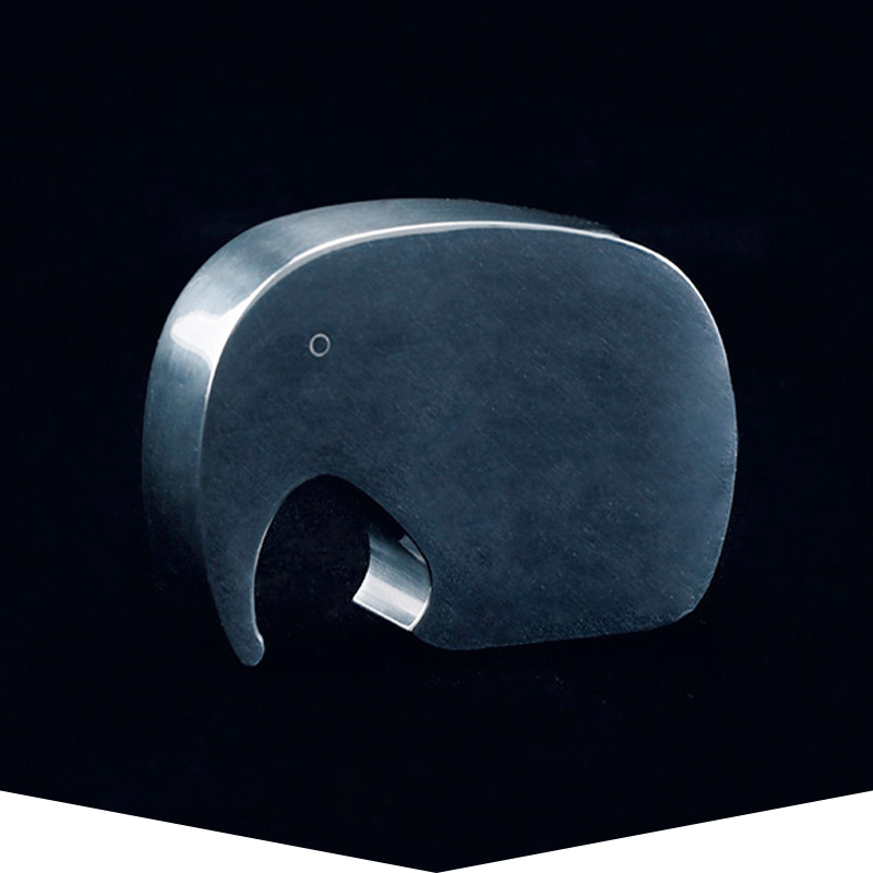 Georg JensenのELEPHANT bottle opener