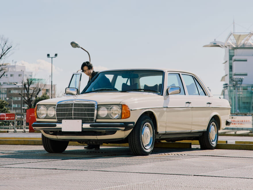 【後編】「メルセデス・ベンツ W123」で出かける先も移動の道中も全部が楽しい！【俺たち20代“クルマ・バイク”語り！／Vol.40②】