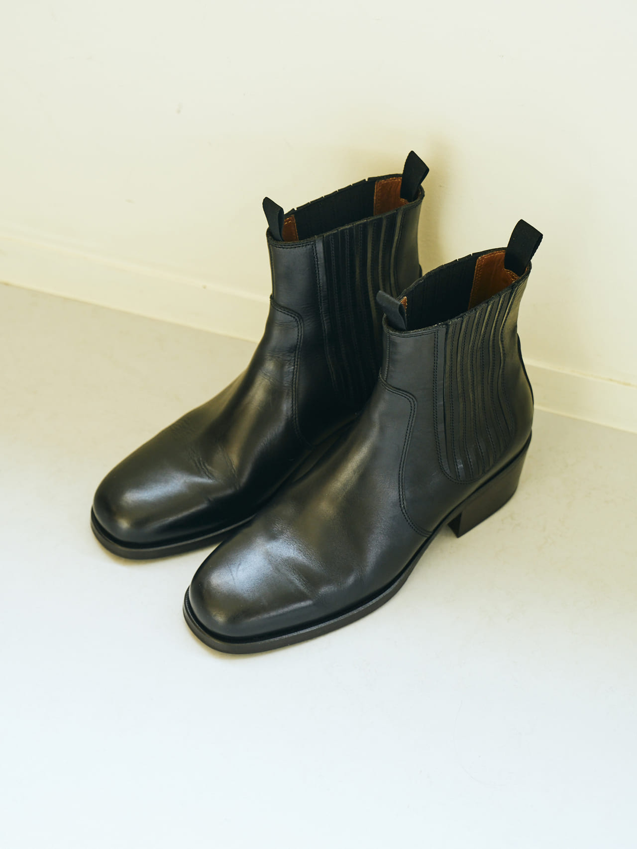 LEMAIREの新作ブーツ「CHELSEA BOOTS」