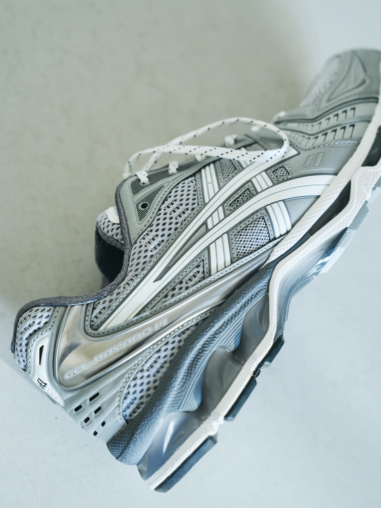 asics for BEAUTY&YOUTHの新作スニーカー「GEL-KAYANO14」のディテール