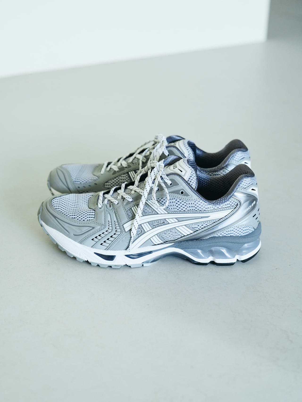 asics for BEAUTY&YOUTHの新作スニーカー「GEL-KAYANO14」