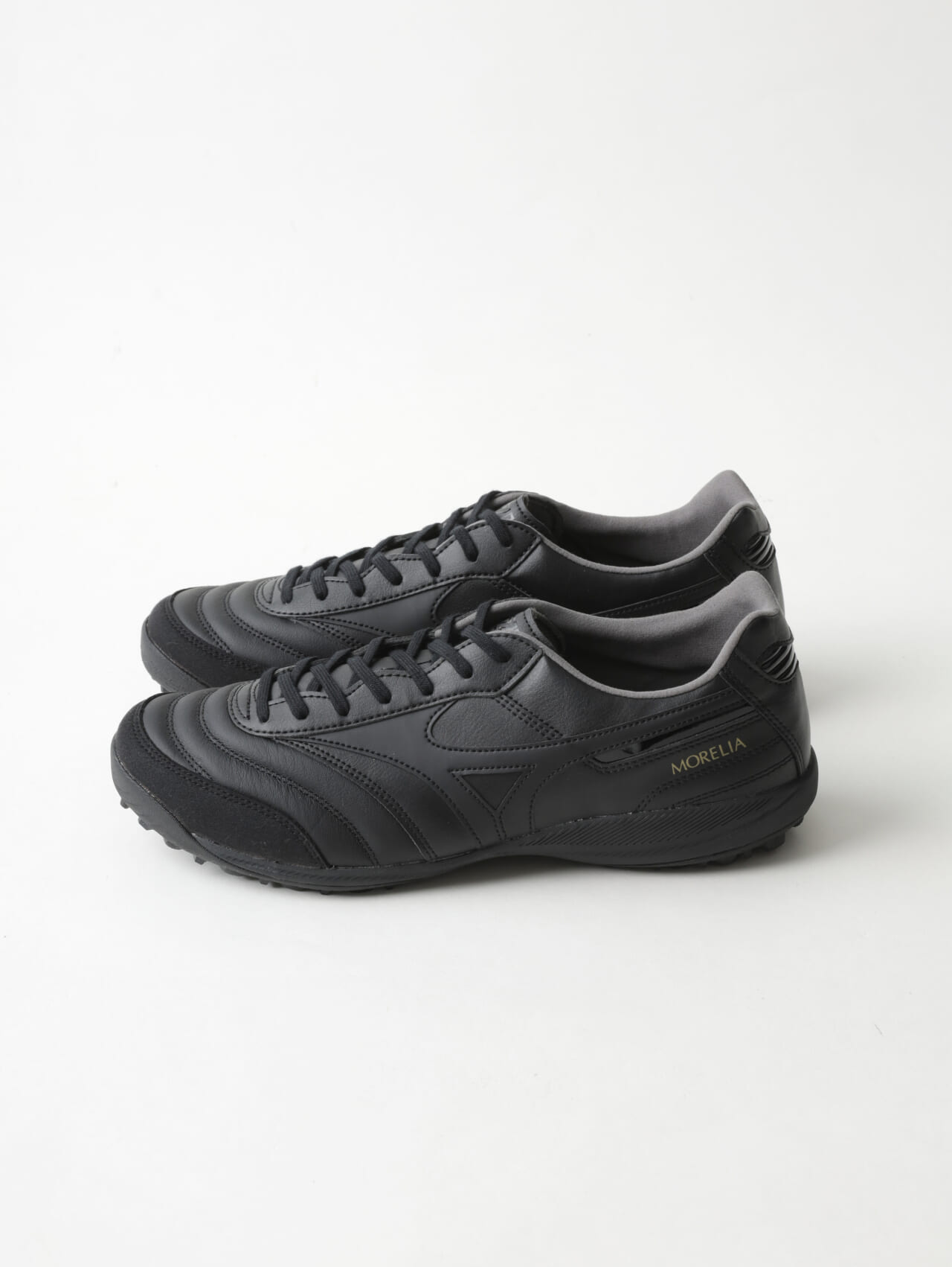 MIZUNOの「MORELIA TF」